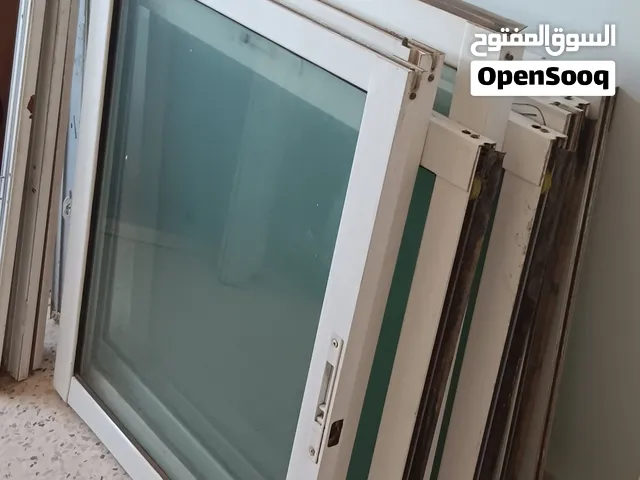 شبابيك ألمنيوم  بحاله ممتازه قياس متر ونص ف متر