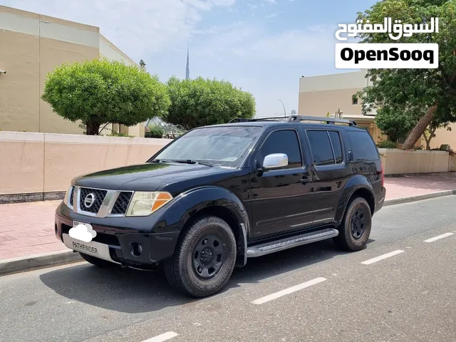 Clean Nissan Pathfinder r51 2007 - 188k - well maintained with recent service history - off-road rea