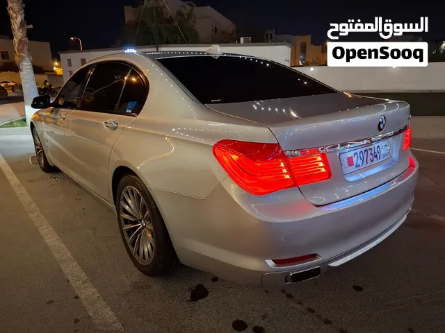 للبيع bmw 750il ef02 فول اوبشن رقم واحد السيارة لاتشتكي من شي