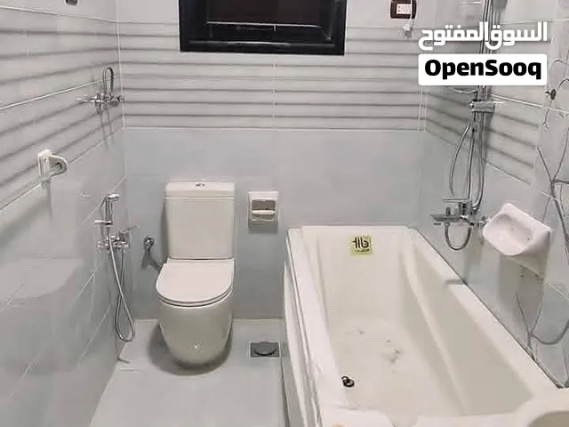 اسطى سباكة وتركيب سيراميك عادي و مدفون تأسيس وتشطيب بأسعار جيدة