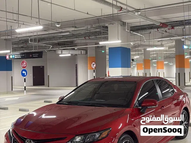 للبيع تويوتا كامري 2022 SE بحالة ممتازة اقراء لوصف