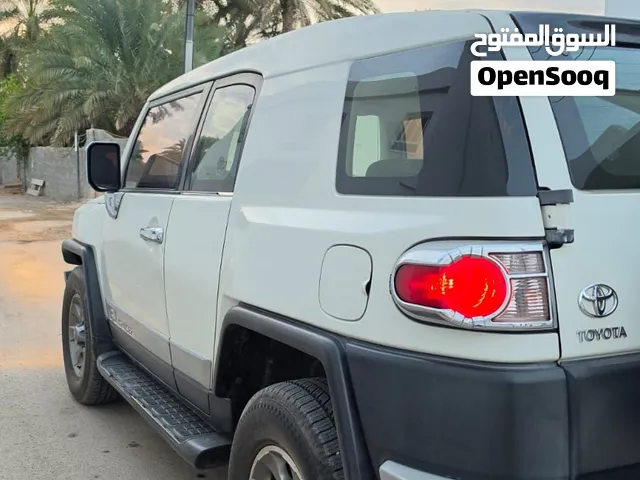 Used Toyota FJ in Al Sharqiya