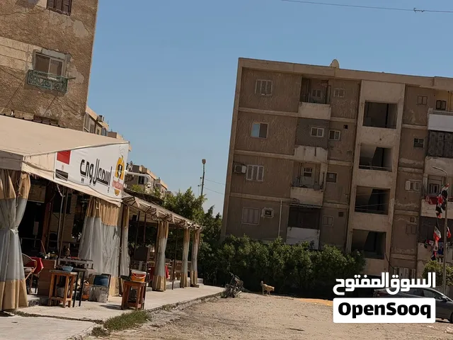 شقة في عبدون القماش دور رابع وليس اخير جنب كافيتريا اسمعلاوي