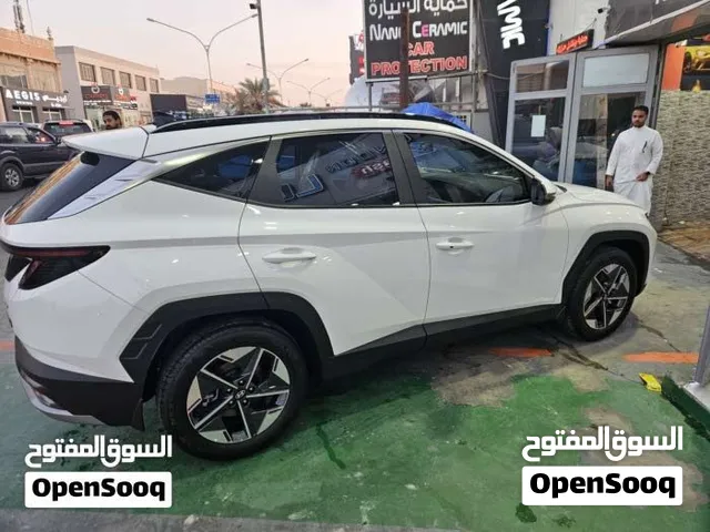 سيارة هيواندي توسان 2025 وارد الكويت ماشيه 1700 كيلو فقط