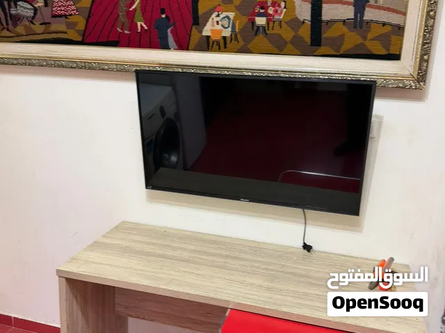 شقه مفروشة صغيره غرفتين للموظفين او دكتور وزوجته  على الشارع جنب المستشفى