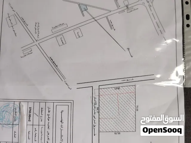 مبني سكني نظام شقق وصفة محلات بسعر ممتاز