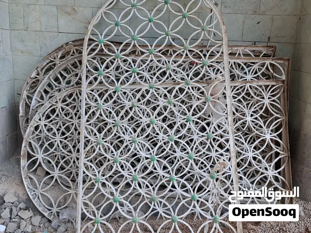 شبوك للنوافذ