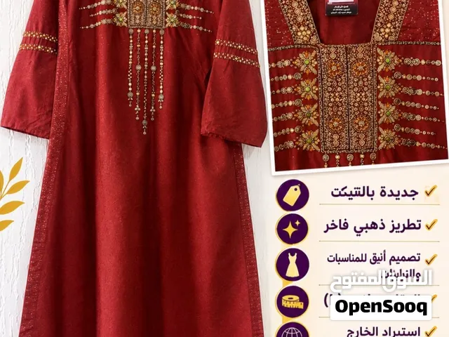 قندورة فخمة من أزياء الغضوة – استيراد الخارج  لون نبيتي راقٍ بتطريز ذهبي فاخر  جديدة