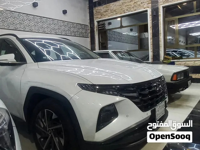توسان موديل 2024 السيارة وارد خليجي وكالة تحتوي على صبغ باب خلفي واحد