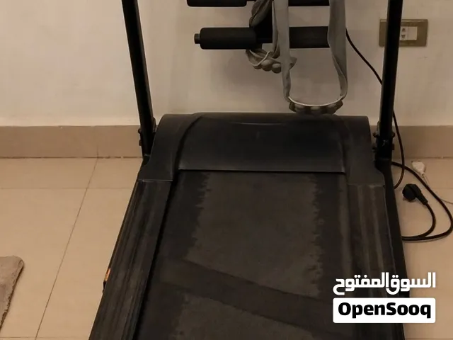 للبيع: مشاية كهربائية Carnielli