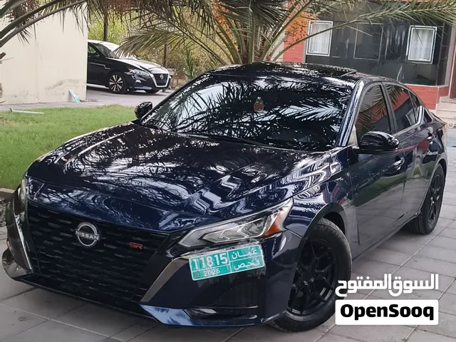 Used Nissan Altima in Al Batinah