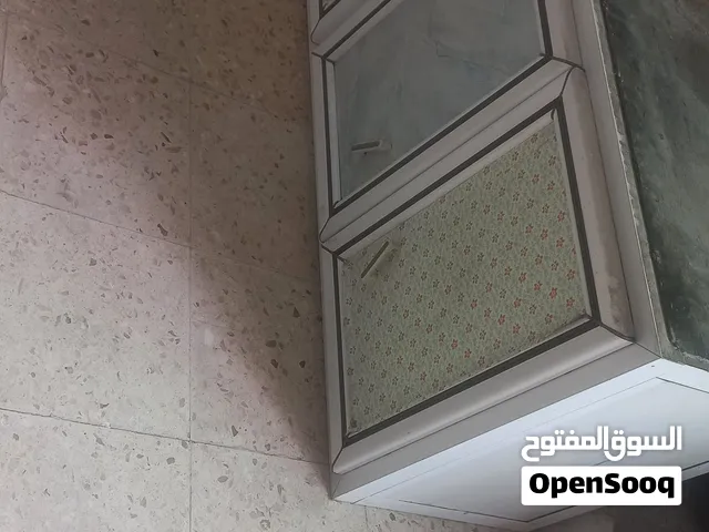 خزانة مطبخ الومنيوم