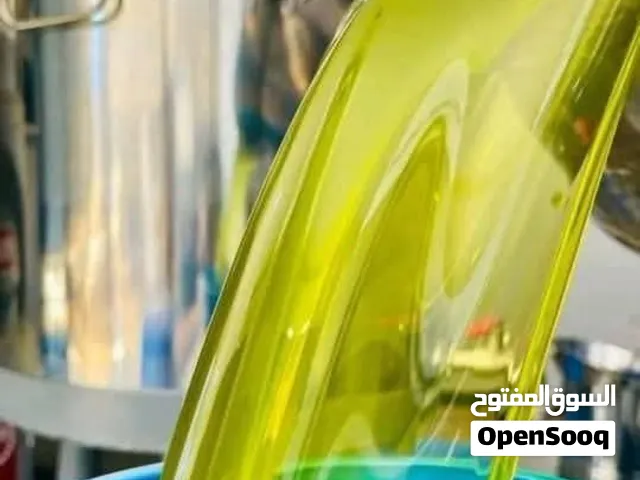 زيت زيتون من  مزارع الشمال مكفول ومضمون  زيت نخب اول