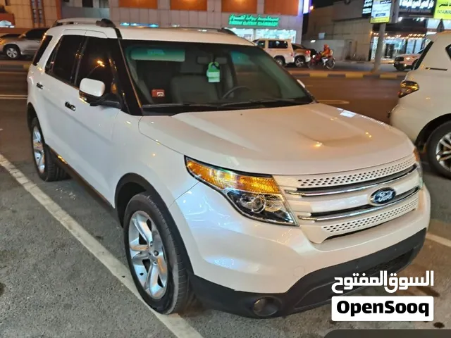 Excellent Condition, Ford Explorer, GCC, 2015, Limited Model, Top of the line, 136,000 kilometers