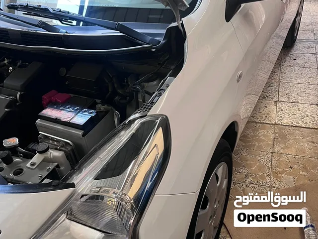 نيسان صنيي