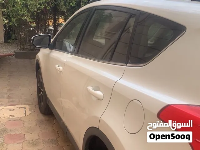 Used Toyota RAV 4 in Al Dakhiliya