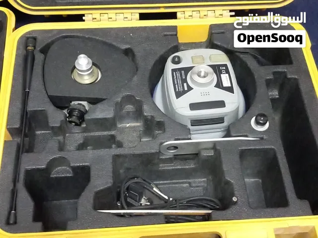 جهاز gps مساحي CHCNAV شبه جديد  93 i