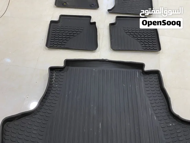 أرضيات تويوتا كامري