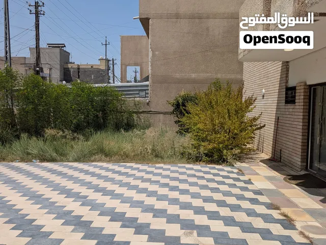 بيت للأيجار التجاري في حي الجامعة