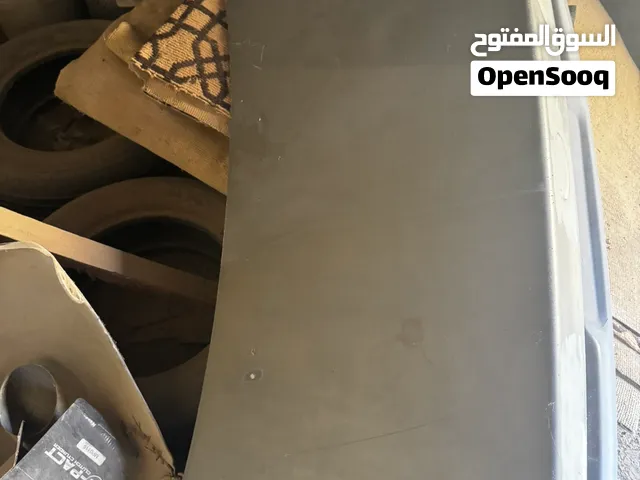 للبيع دبة تركب ل كامري نظيفه