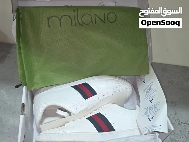 milano sneakers size 45