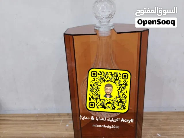 تصميم وتنفيذ ل جميع اعمال الأكريليك والاستقبال
