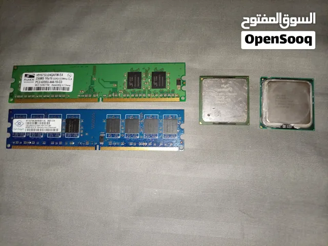 معالجات انتل بينتيوم. و  سيليرون و حبتين رام   وحده 1 جيجا ddr2 و. وحده 256 ميجا ddr2 للبيع او للبدل