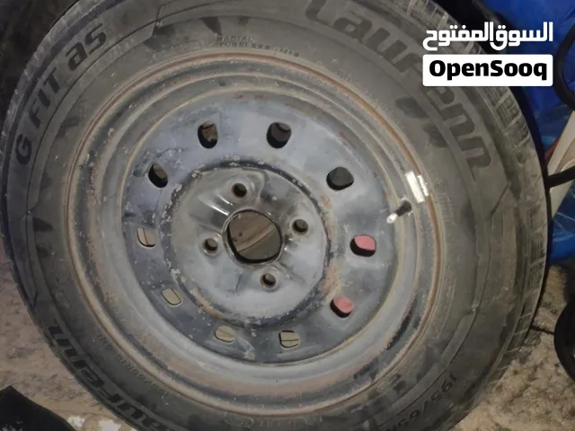 I WANT TO SELL THIS RIM AND ALSO INCLUDE TYRE THIS TYPE 150 RIYAL ONLY