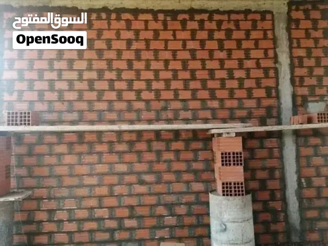 معلم  في جميع مجالات البناء