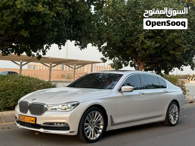 بي ام دبليو 740i 2016 خليجي بحالة ممتازة