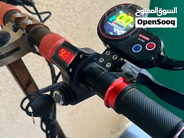 سكوتر كهربائي سرعته 35+