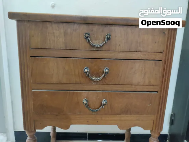 ميز انتيكة قديم
