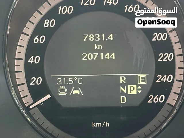 مرسيدس بنز E550 موديل 2011 للبيع – الشارقة