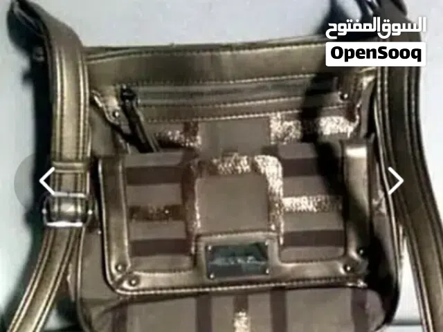 عدد 5 شنط حريمي