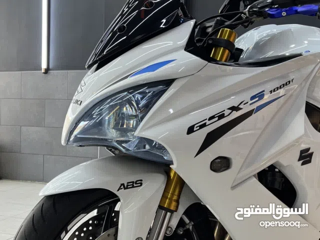 Suzuki GSX-S 1000F