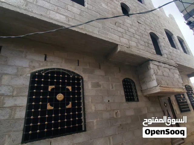 بيت للبيع في مذبح قريب جولة المنعي بيت عرررطه عمل رقم واحد دورين عضم في مذبح قريب جولة المنعي عرررطه