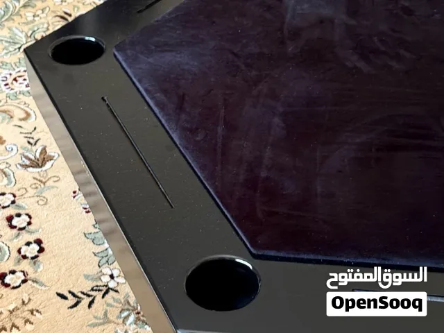 طاولة لعب/بسطة للبيع
