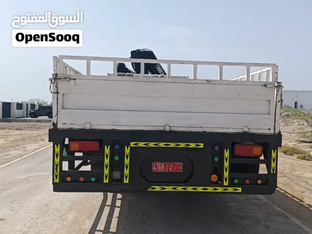 Mitsubishi truck 12 ton with hiab crane 6.2 ton