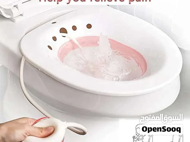 مقعد حمام المقعدة العلاجي قابل للطي لمقعد التواليت مناسب للبواسير و للعناية مابعد الولاده مع بخاخ