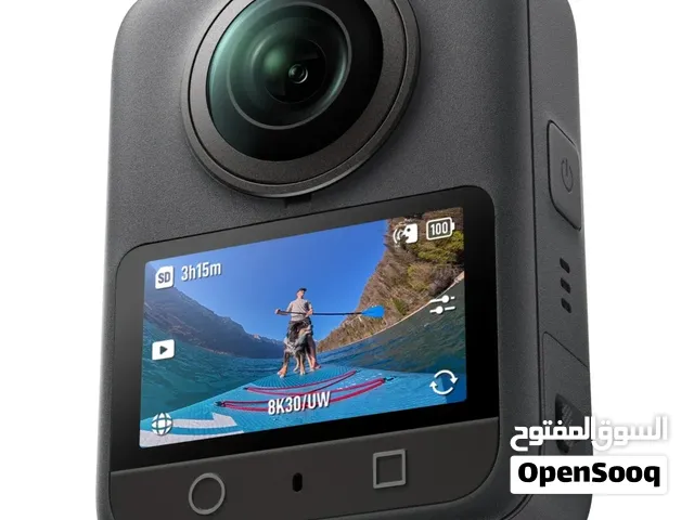 كاميرا شبه جديدة