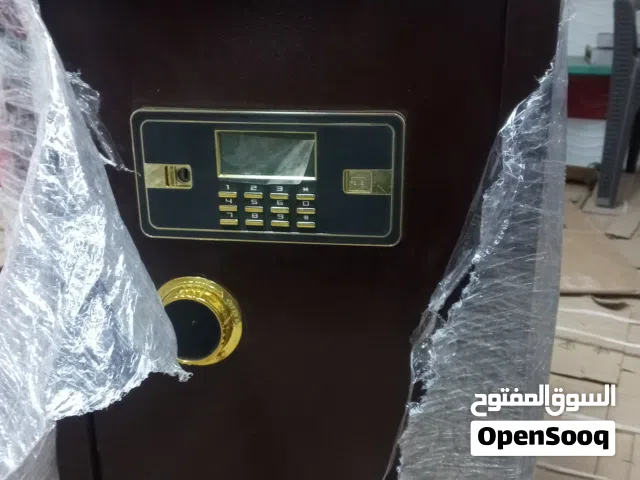 خزنه ضد الحريق مميزة جدا 60 كيلو مقاس 60 سم ثقيله جدا جدا