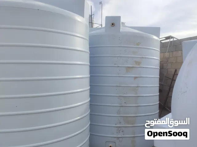 water tanks selling and buying plastic and fiberglass good quality condition for high storage