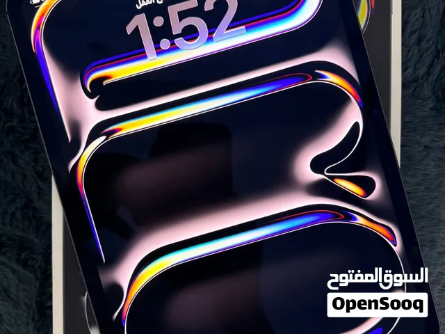 Apple iPad Pro 11 256 GB in Al Dakhiliya