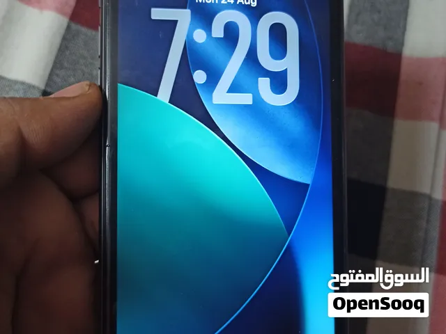 iPhone 11 64gb good condition..