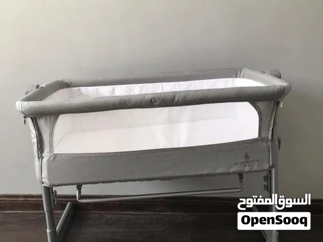 سرير اطفال