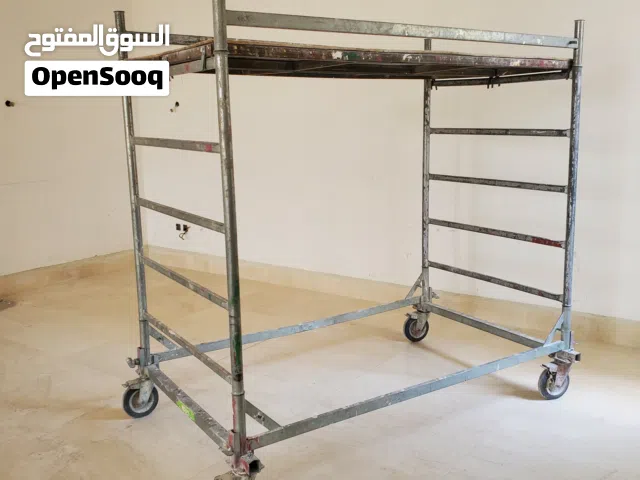 عندي سقالات 14  حطة مع توايرهم نضيفة
