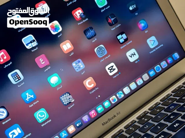 ماك بوك اير للبيع منزل عليه نظام حديد