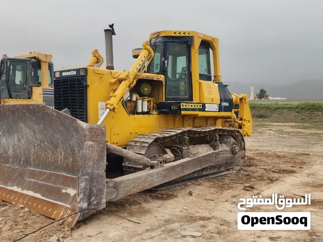 معدات للبيع على الفحص