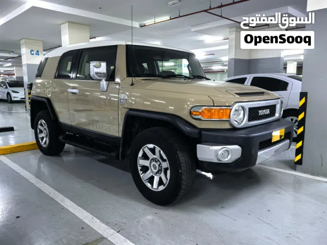Used 2022 Toyota Land Cruiser GXR SUV GCC Specs with Full Equipment