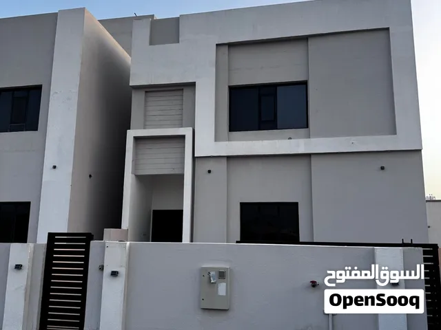 للإيجار منزل واسع ومناسب للعائلة